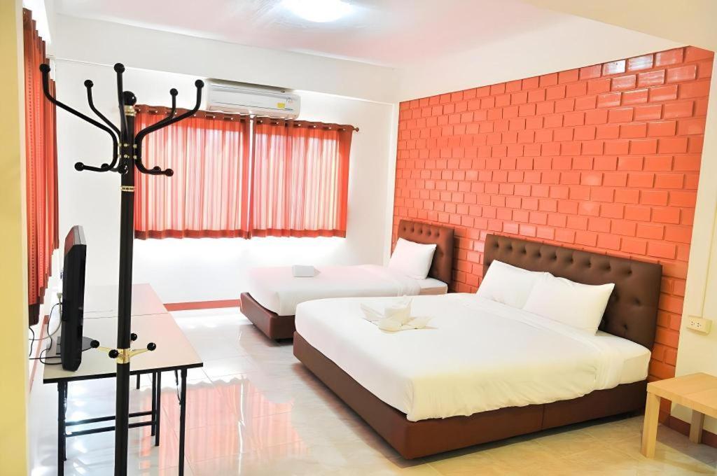 Bussarakam Place Hotel Чантабури Экстерьер фото