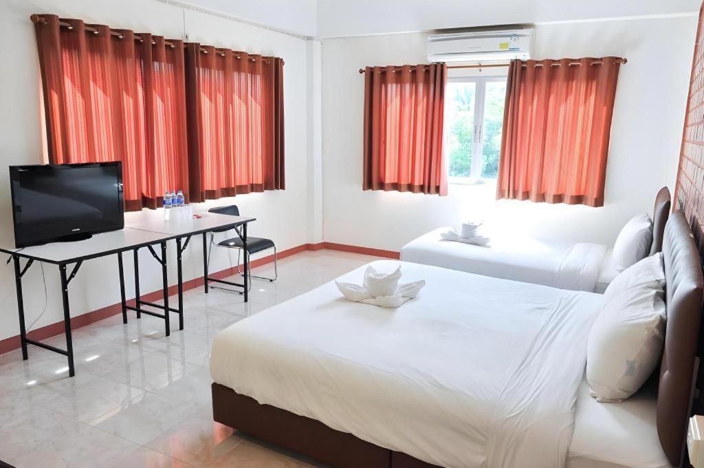 Bussarakam Place Hotel Чантабури Экстерьер фото
