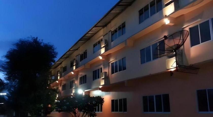 Bussarakam Place Hotel Чантабури Экстерьер фото